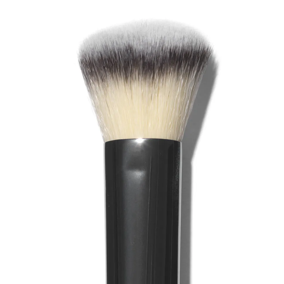 223 Eyeshadow Packer Brush