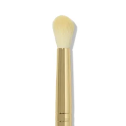 225 Precise Eyeshadow Packer Brush