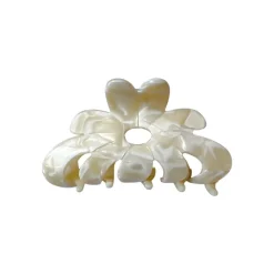 Amma Clip in Butter Pearl