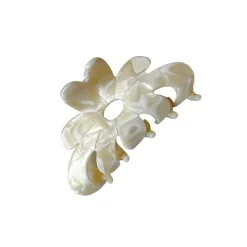 Amma Clip in Butter Pearl