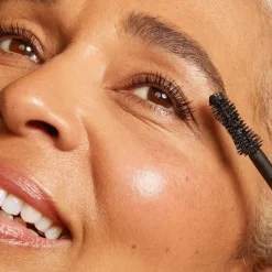 Fullest Volumizing Mascara