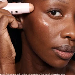 Futuredew Solid Oil-Serum Illuminator