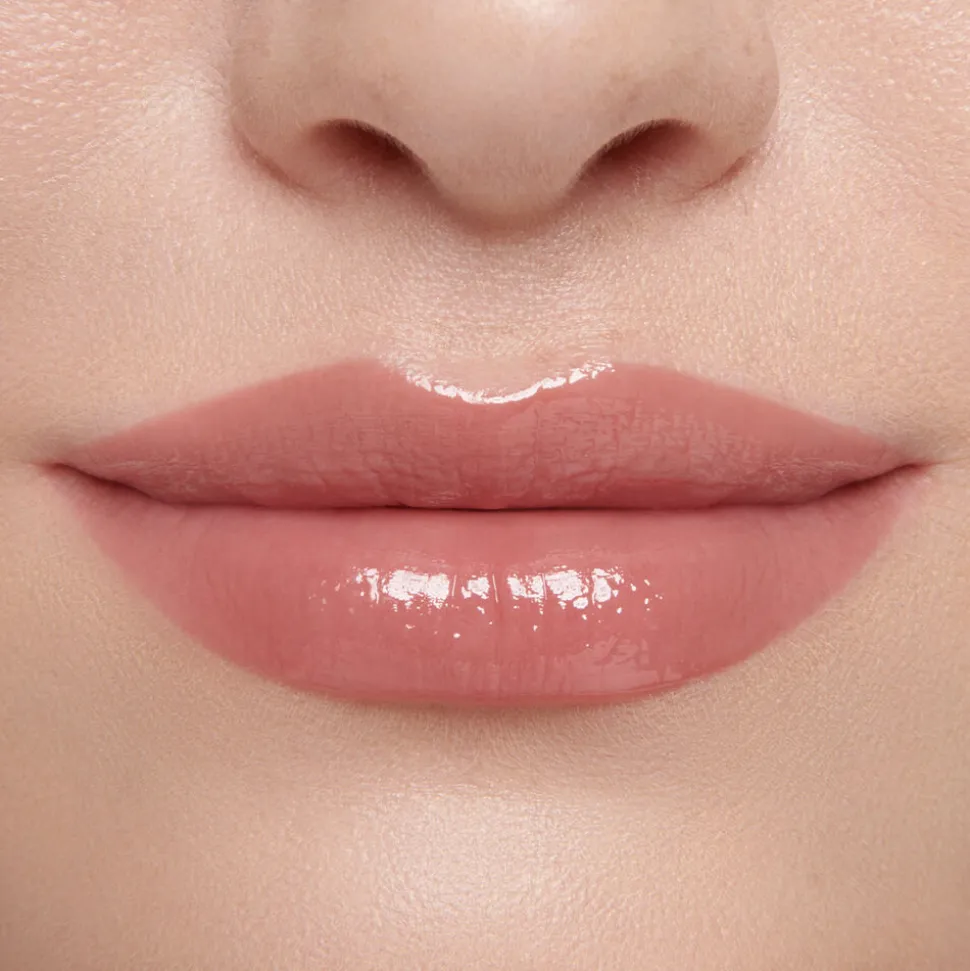Gloss Embrace Lip Gloss
