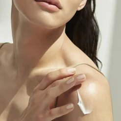 24-Hour Body Serum 375ML