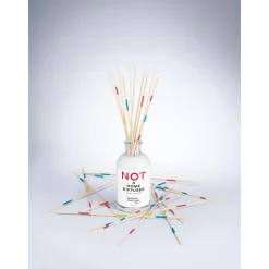 Log Fires A Scented Candle 185G