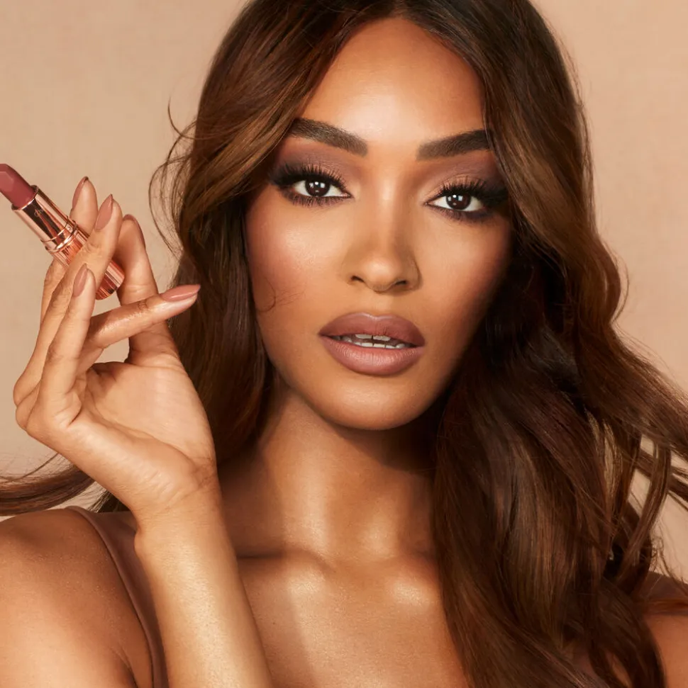 Matte Revolution Lipstick - Limited Edition