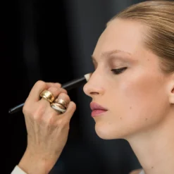 Nº 13 Precision Smudge Brush