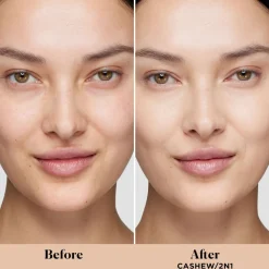 Real Flawless Weightless Perfecting Foundation