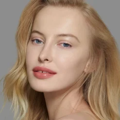 Seamless Skin Foundation