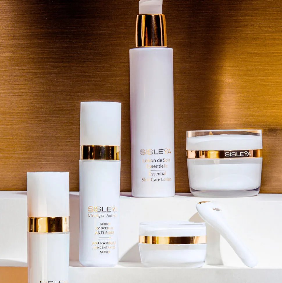 Sisleya L'Integral Anti-Ageing Eye and Lip Contour cream 15ML