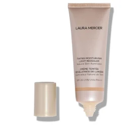 Tinted Moisturiser Light Revealer Natural Skin Illuminator